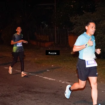 Runner Photo 4898945