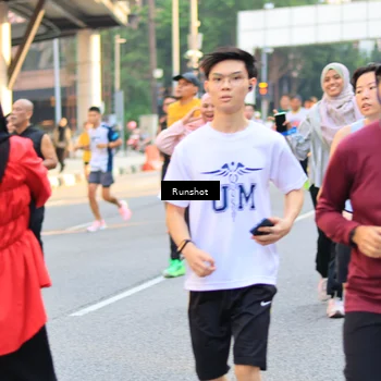Runner Photo 4899071