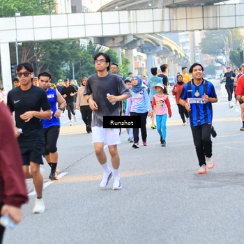 Runner Photo 4899575