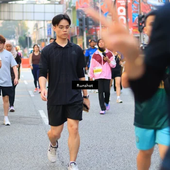 Runner Photo 4899900