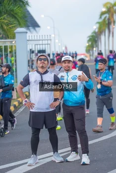 Runner Photo 4899906