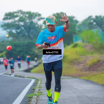 Runner Photo 4899936