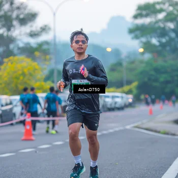 Runner Photo 4899948