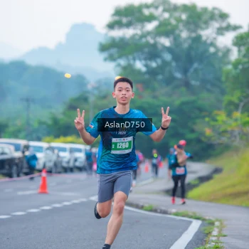 Runner Photo 4899950