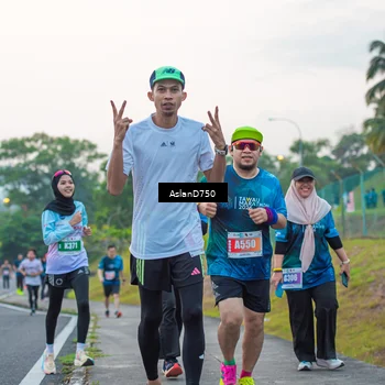 Runner Photo 4900025