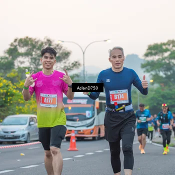 Runner Photo 4900032