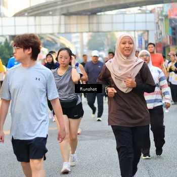 Runner Photo 4900035