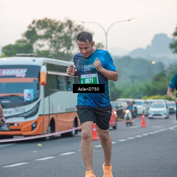Runner Photo 4900065