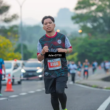 Runner Photo 4900068