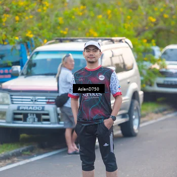Runner Photo 4900100