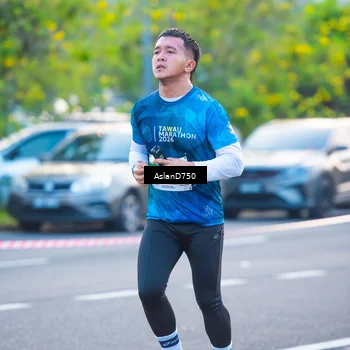 Runner Photo 4900116