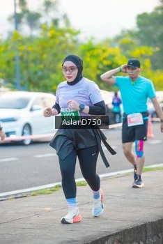 Runner Photo 4900135