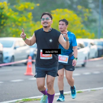 Runner Photo 4900140