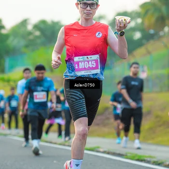 Runner Photo 4900204