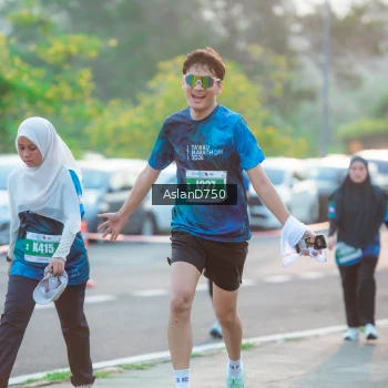 Runner Photo 4900250