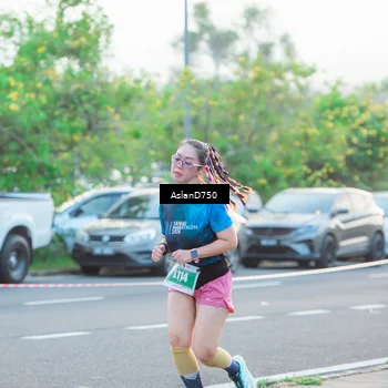 Runner Photo 4900305