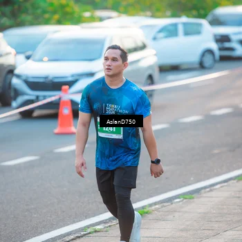Runner Photo 4900314