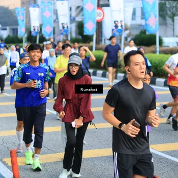 Runner Photo 4900504