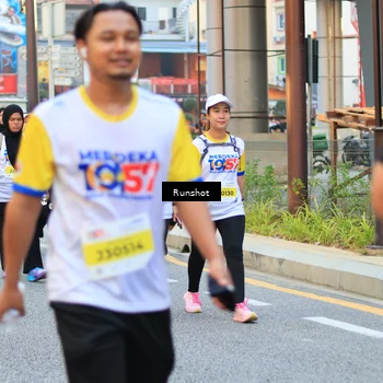 Runner Photo 4900613