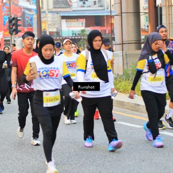 Runner Photo 4900637