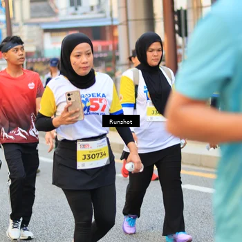 Runner Photo 4900642