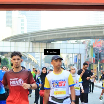 Runner Photo 4900705