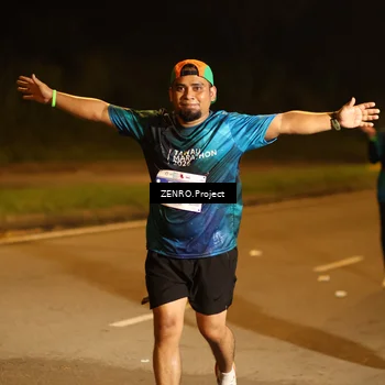 Runner Photo 4900737