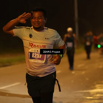 Runner Photo 4900806