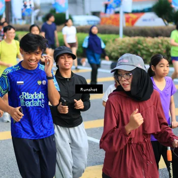 Runner Photo 4900959
