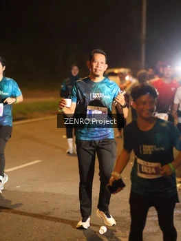 Runner Photo 4901004