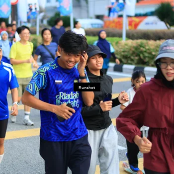 Runner Photo 4901044