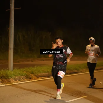Runner Photo 4901054