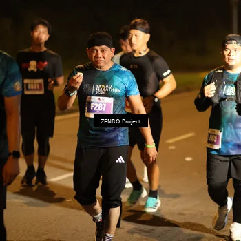 Runner Photo 4901074