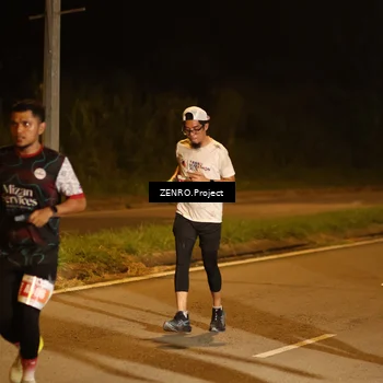 Runner Photo 4901085