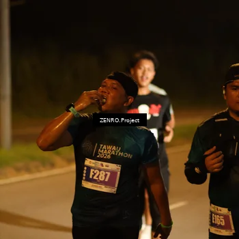 Runner Photo 4901140