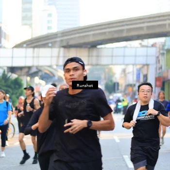 Runner Photo 4901181