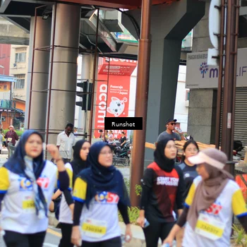 Runner Photo 4901324