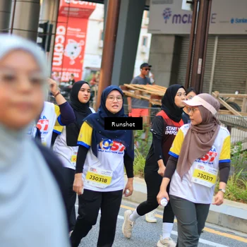 Runner Photo 4901335