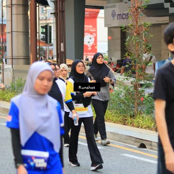 Runner Photo 4901345