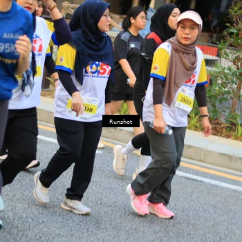 Runner Photo 4901347