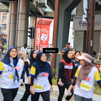 Runner Photo 4901355