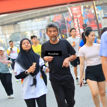 Runner Photo 4901525