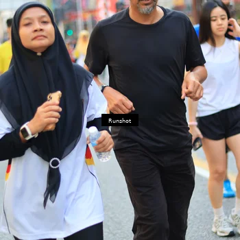 Runner Photo 4901555