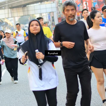 Runner Photo 4901556