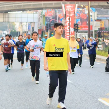 Runner Photo 4901615