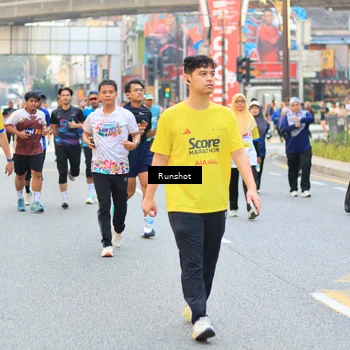 Runner Photo 4901621