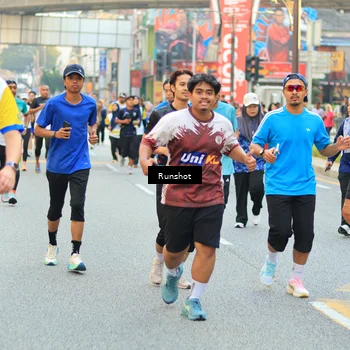 Runner Photo 4901647