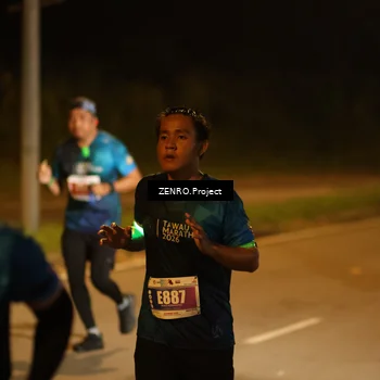 Runner Photo 4901648