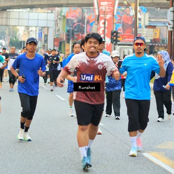 Runner Photo 4901652