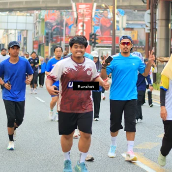 Runner Photo 4901666